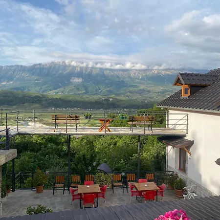 Gasthuis Bixhaku Gjirokastër