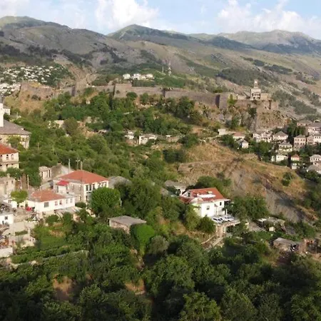 Bixhaku Konukevi Gjirokastër