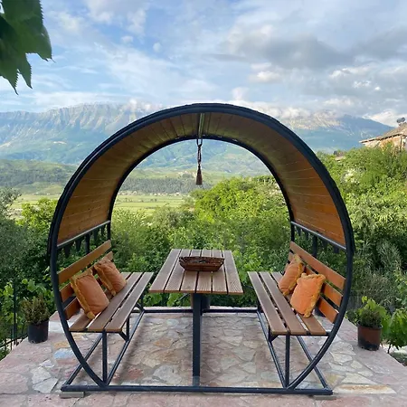 Bixhaku 4* Gjirokastër