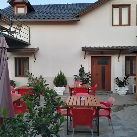 Bixhaku Konukevi Gjirokastër