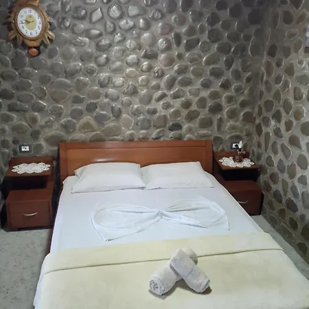 Bixhaku 4* Gjirokastër