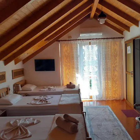 Konukevi Bixhaku Gjirokastër
