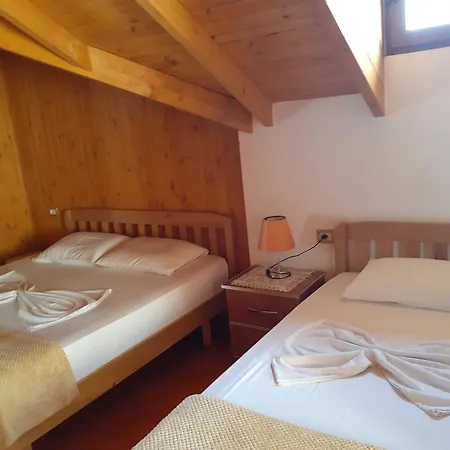 Bixhaku 4* Gjirokastër