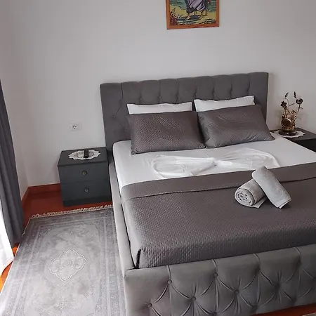 Konukevi Bixhaku Gjirokastër