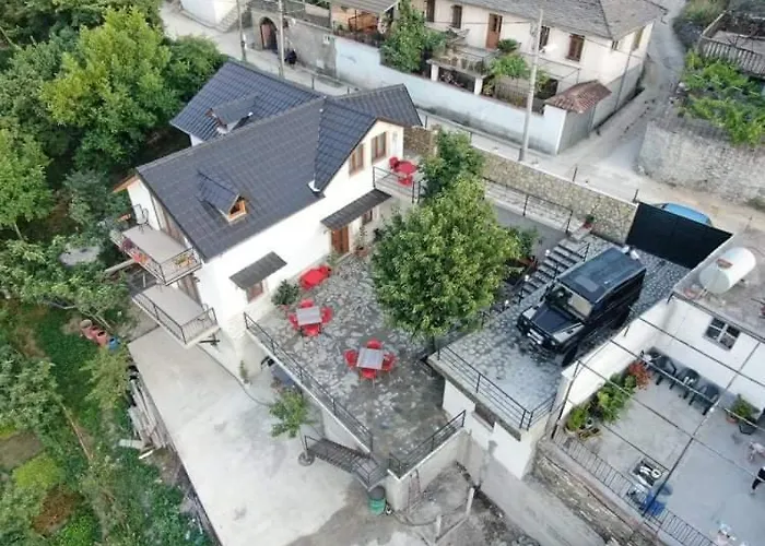 Bixhaku Gjirokastër