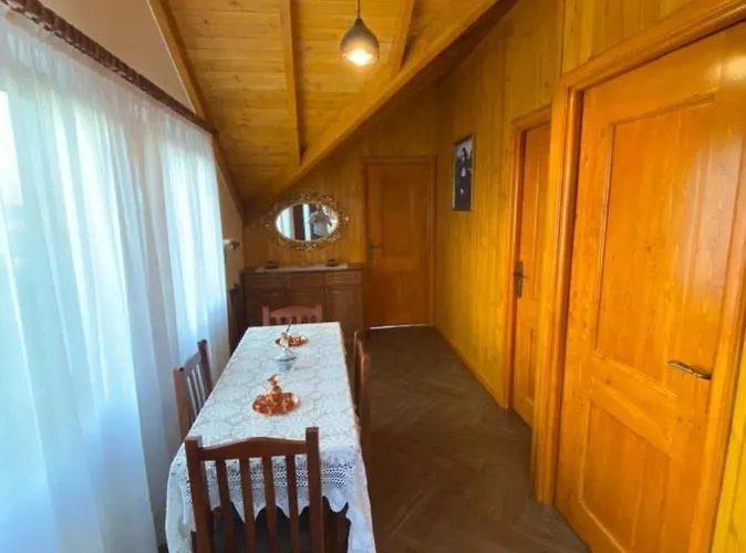 Gasthuis Bixhaku Gjirokastër