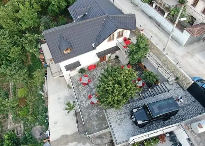 Gasthuis Bixhaku Gjirokastër