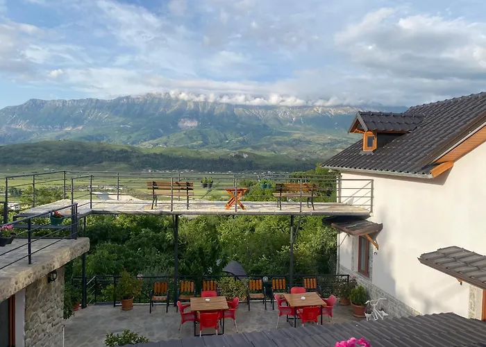 Gasthuis Bixhaku Gjirokastër